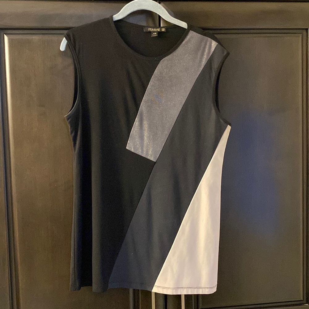 Femme de Carrière made in Canada sleeveless top